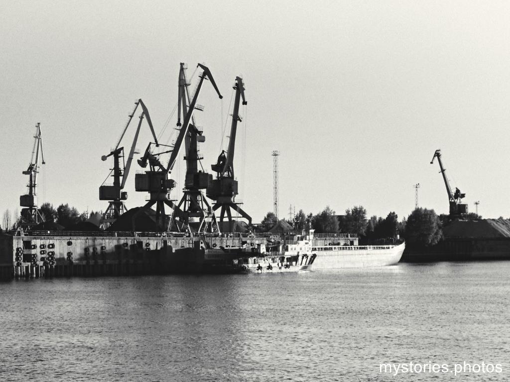 портовые краны